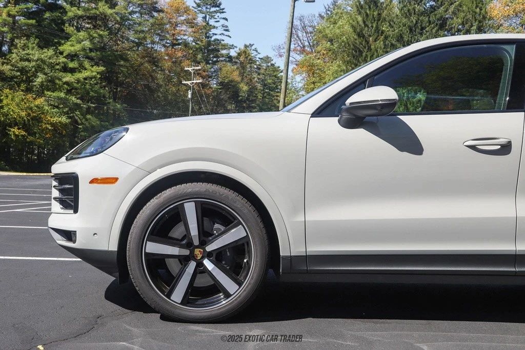 2024 Porsche 9Y0/9Y3 Cayenne - Image 4 of 12