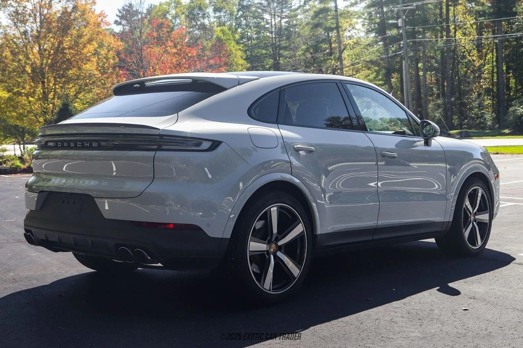 2024 Porsche 9Y0/9Y3 Cayenne - Image 8 of 12