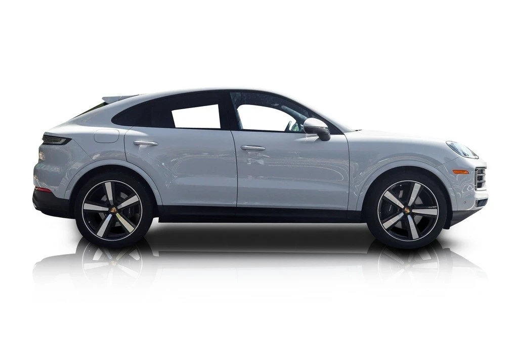 2024 Porsche 9Y0/9Y3 Cayenne - Image 2 of 12