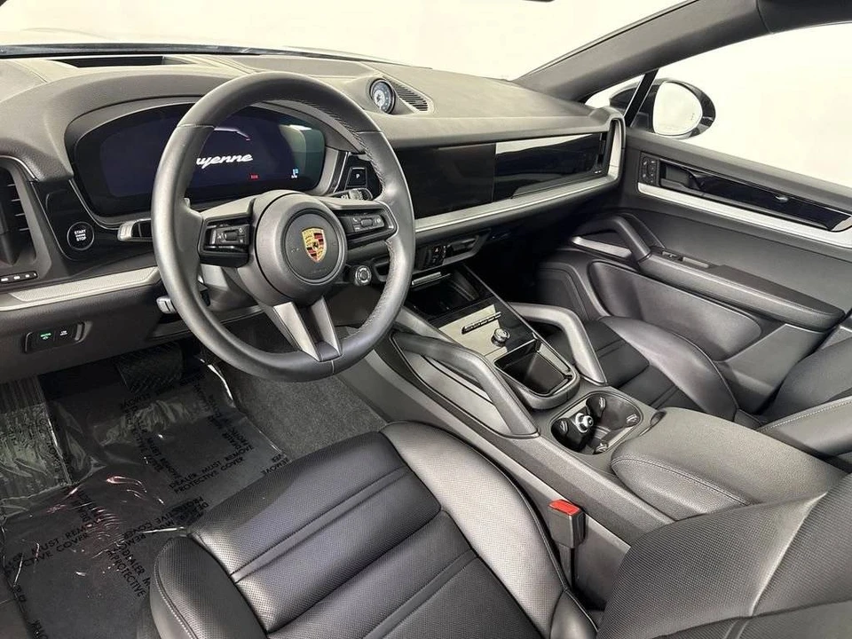 2024 Porsche 9Y0/9Y3 Cayenne Coupe - Image 4 of 4