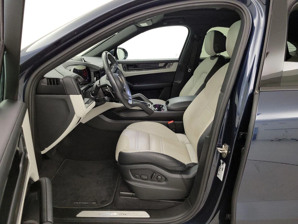 2024 Porsche 9Y0/9Y3 Cayenne Coupe - Image 12 of 27