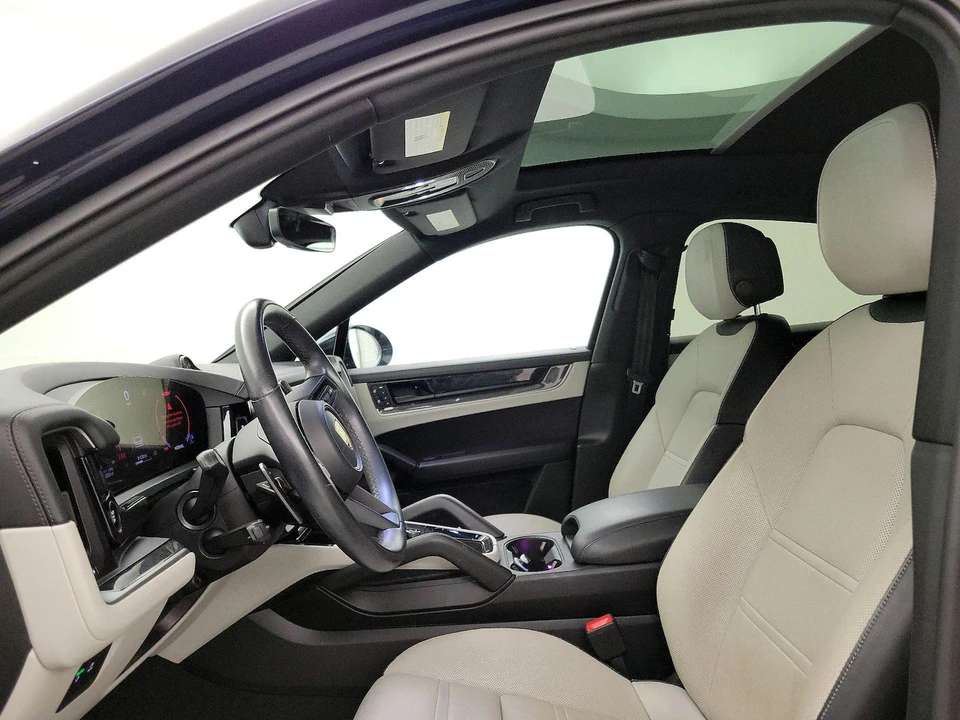2024 Porsche 9Y0/9Y3 Cayenne Coupe - Image 20 of 27