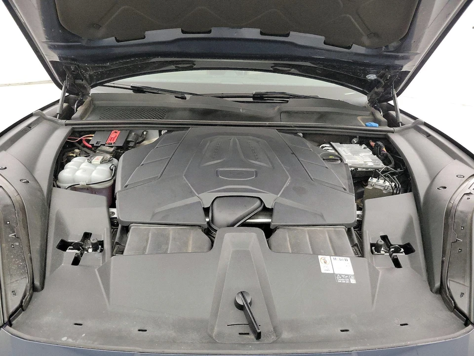 2024 Porsche 9Y0/9Y3 Cayenne Coupe - Image 23 of 27