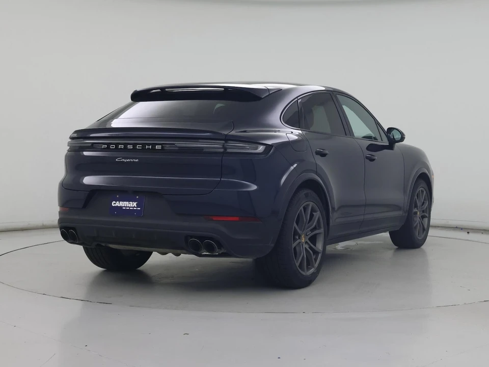 2024 Porsche 9Y0/9Y3 Cayenne Coupe - Image 9 of 27