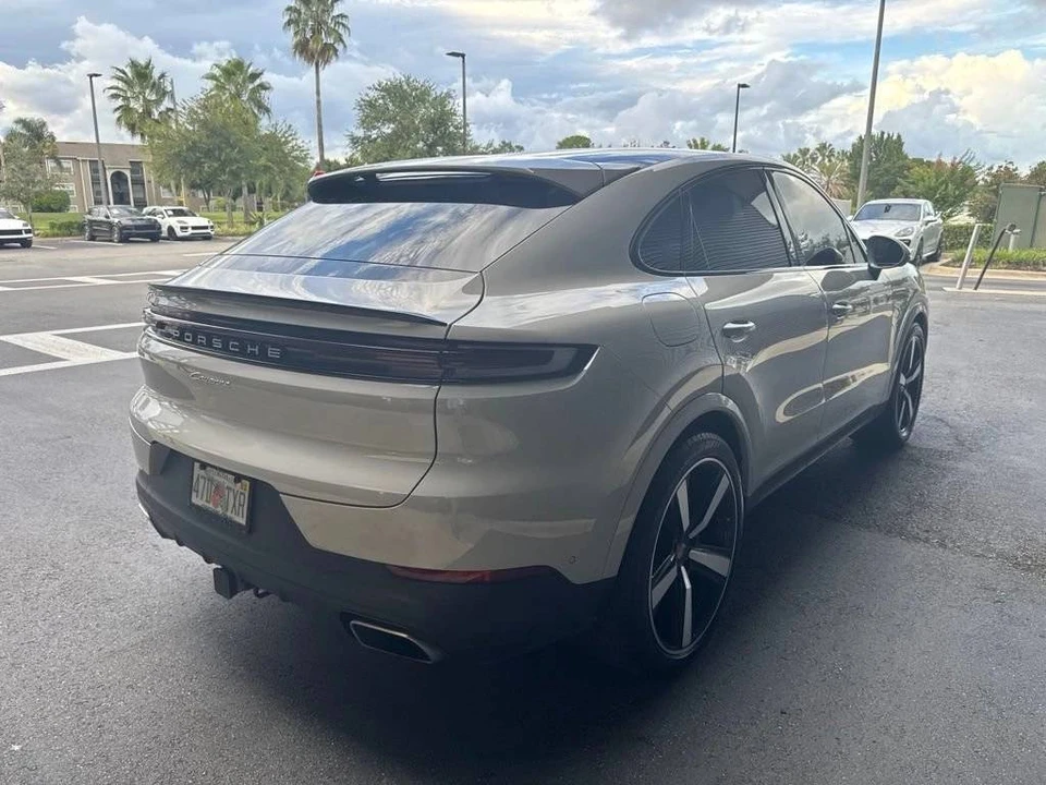 2024 Porsche 9Y0/9Y3 Cayenne Coupe - Image 4 of 4