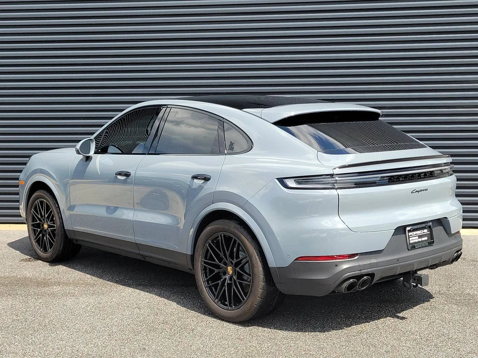 2024 Porsche 9Y0/9Y3 Cayenne Coupe - Image 3 of 4