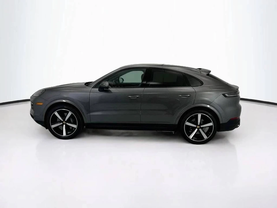 2024 Porsche 9Y0/9Y3 Cayenne Coupe - Image 2 of 4