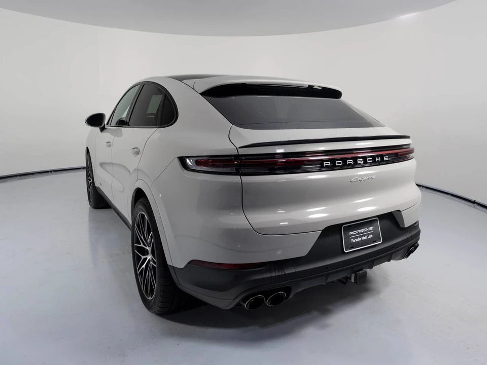 2024 Porsche 9Y0/9Y3 Cayenne Coupe - Image 3 of 4