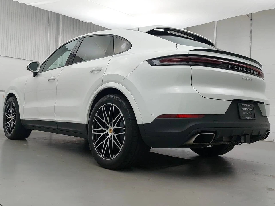 2024 Porsche 9Y0/9Y3 Cayenne Coupe - Image 3 of 5