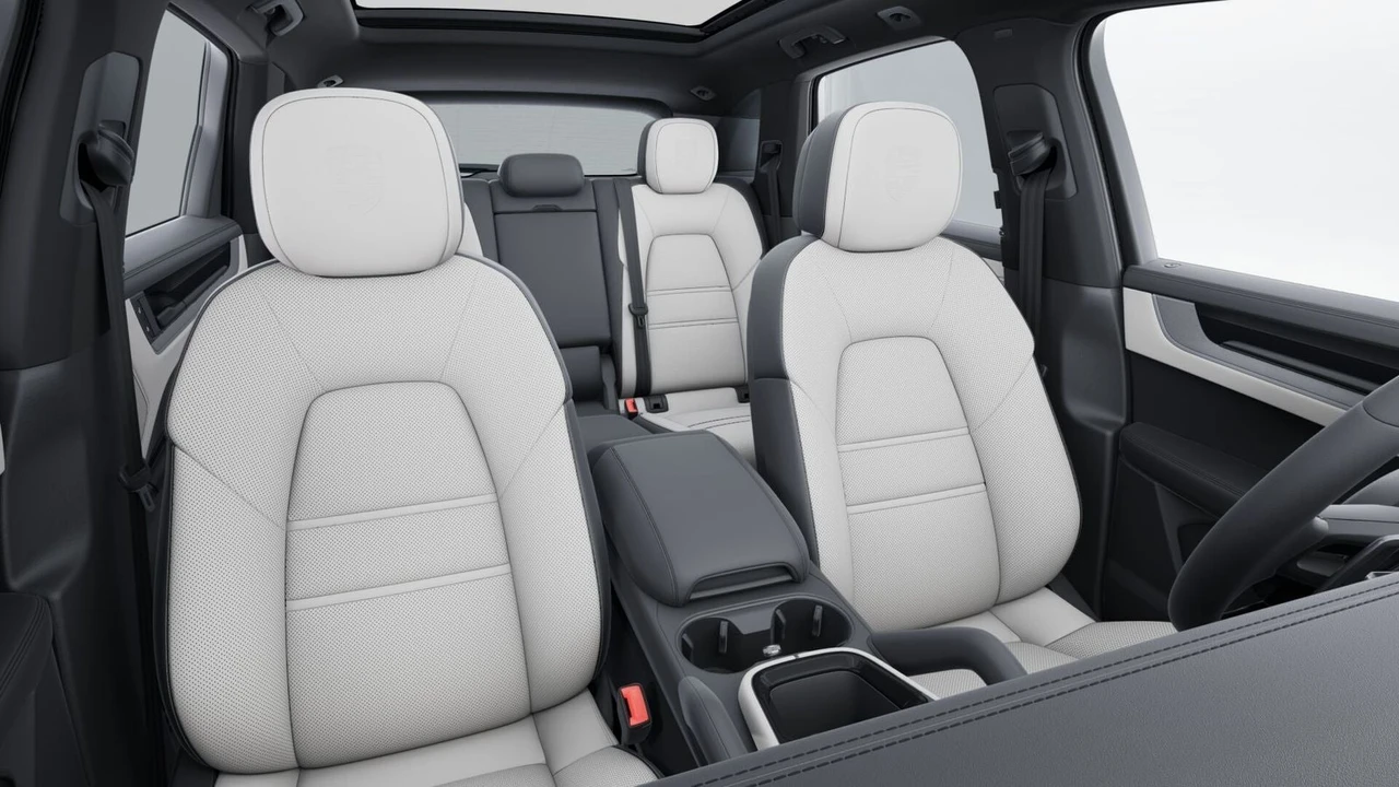 2024 Porsche 9Y0/9Y3 Cayenne - Image 4 of 6