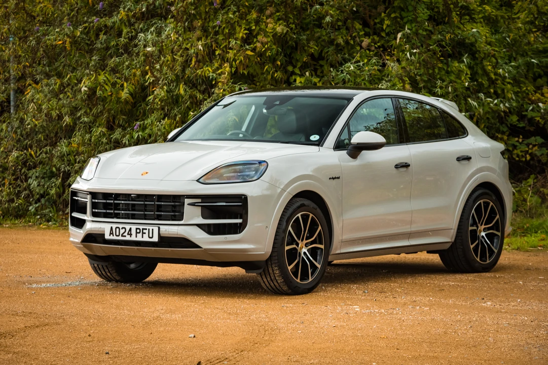 2024 Porsche 9Y0/9Y3 Cayenne - Image 3 of 31