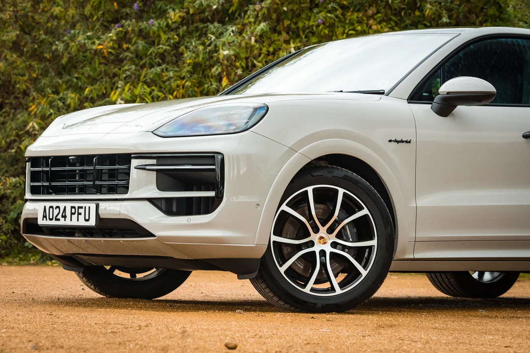2024 Porsche 9Y0/9Y3 Cayenne - Image 22 of 31