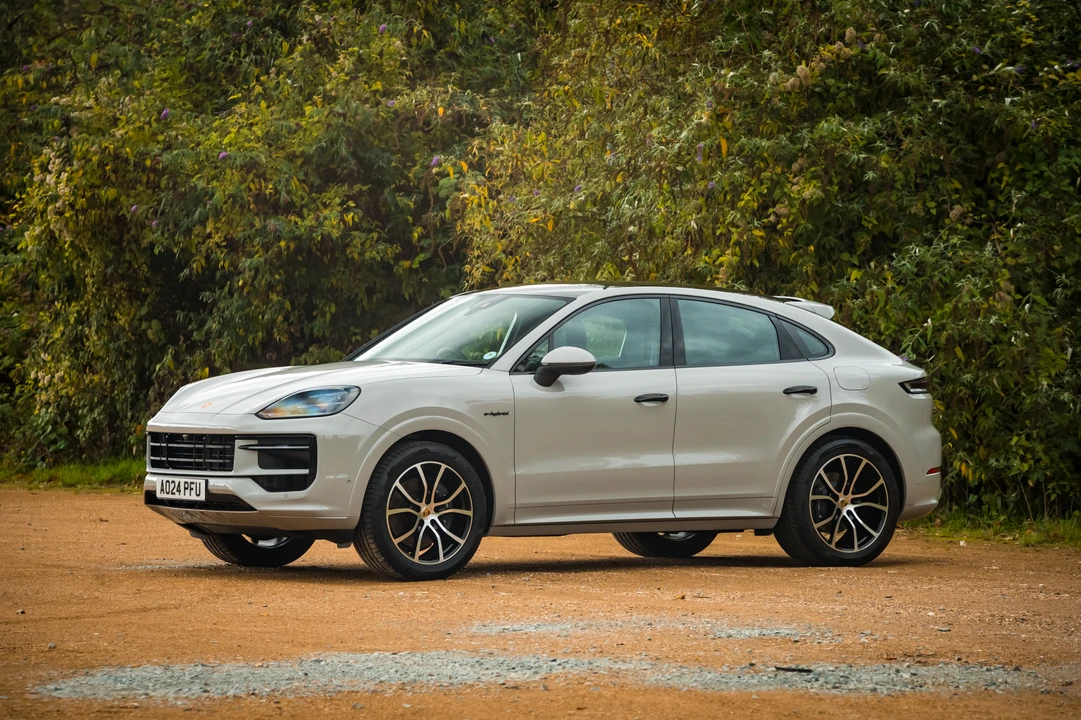 2024 Porsche 9Y0/9Y3 Cayenne - Image 4 of 31