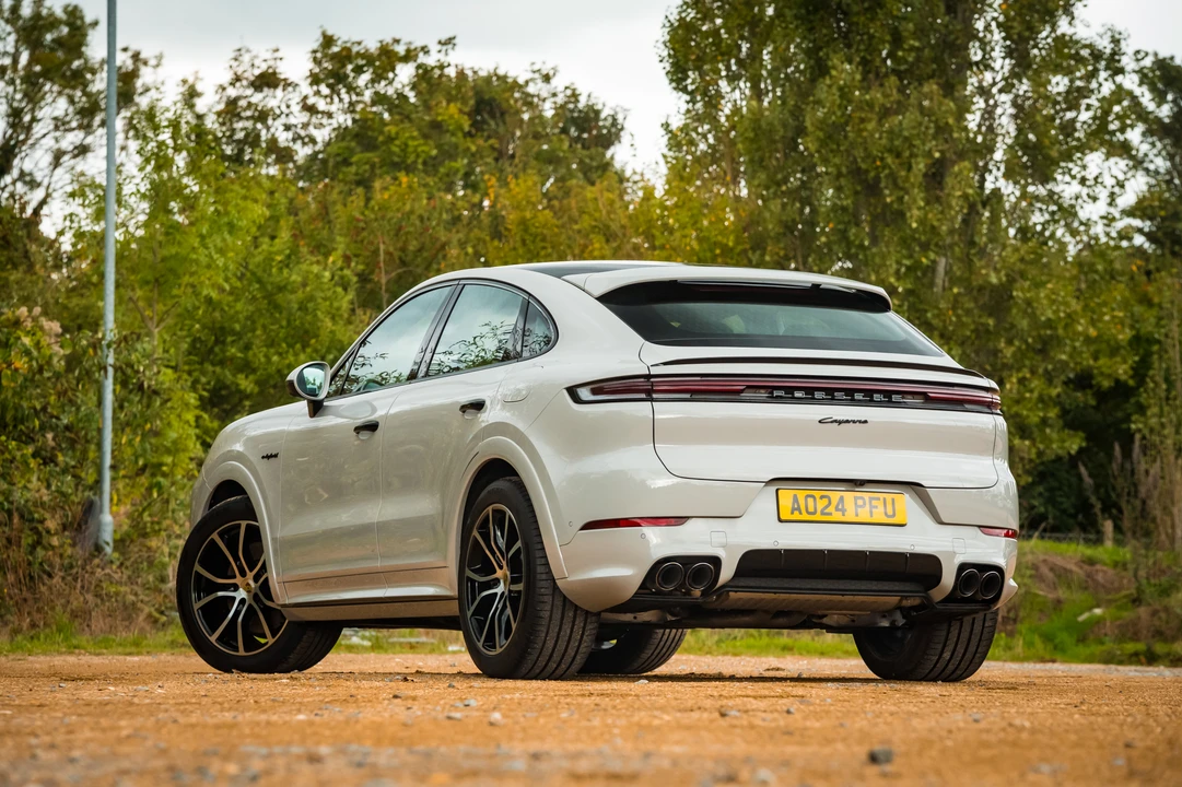 2024 Porsche 9Y0/9Y3 Cayenne - Image 6 of 31
