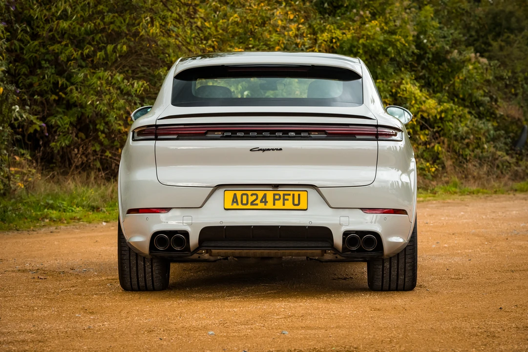 2024 Porsche 9Y0/9Y3 Cayenne - Image 7 of 31