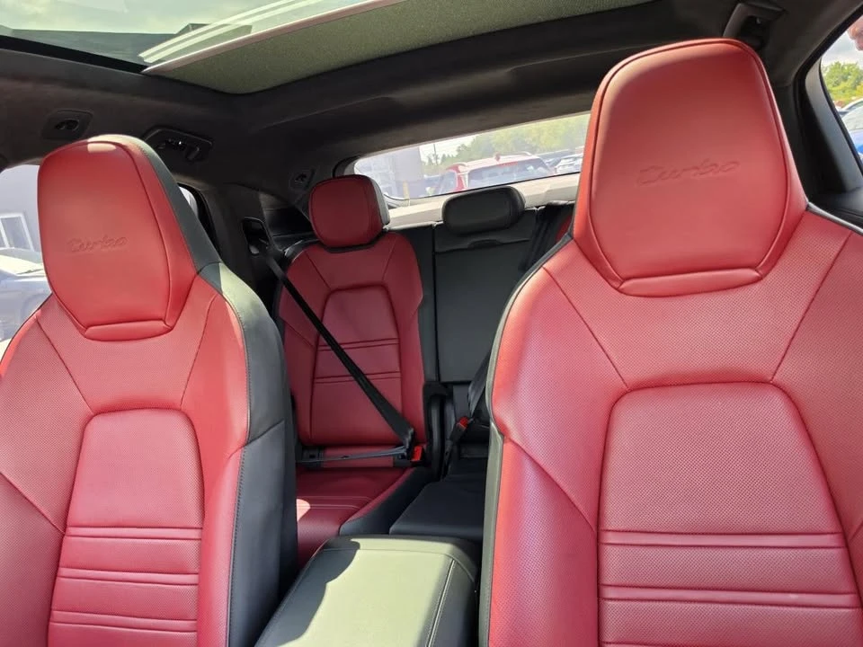 2024 Porsche Cayenne - Image 12 of 20