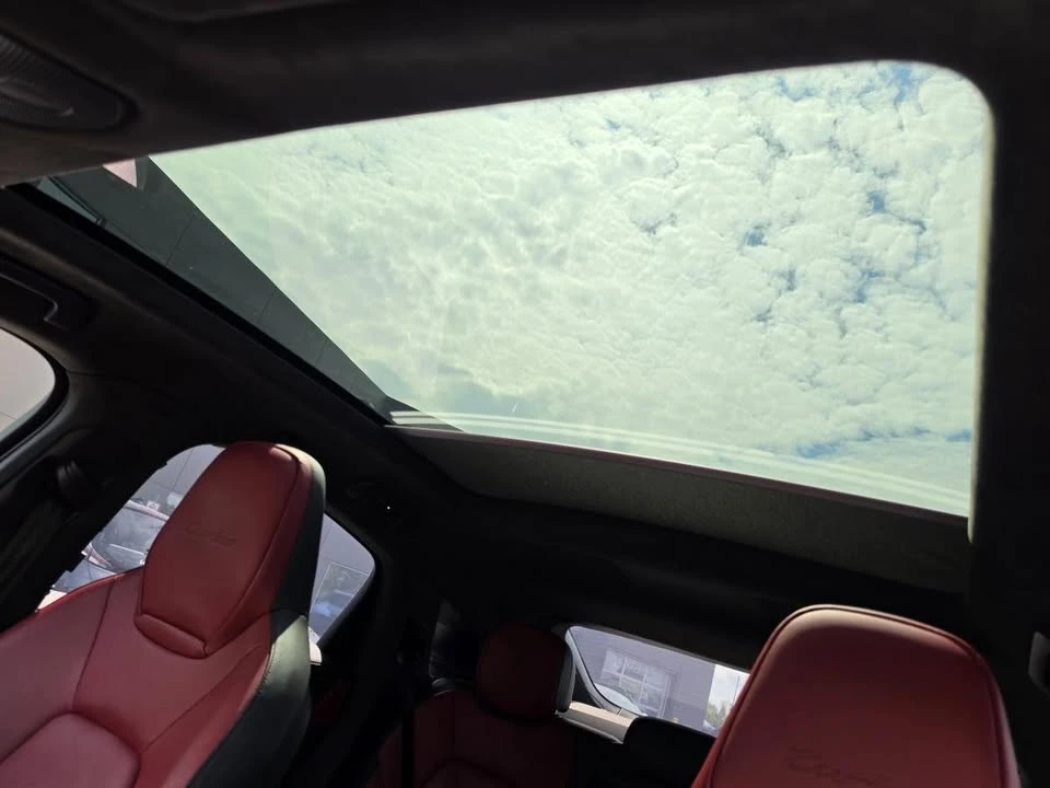 2024 Porsche Cayenne - Image 11 of 20