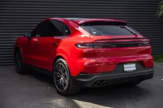 2024 Porsche 9Y0/9Y3 Cayenne - Image 3 of 4