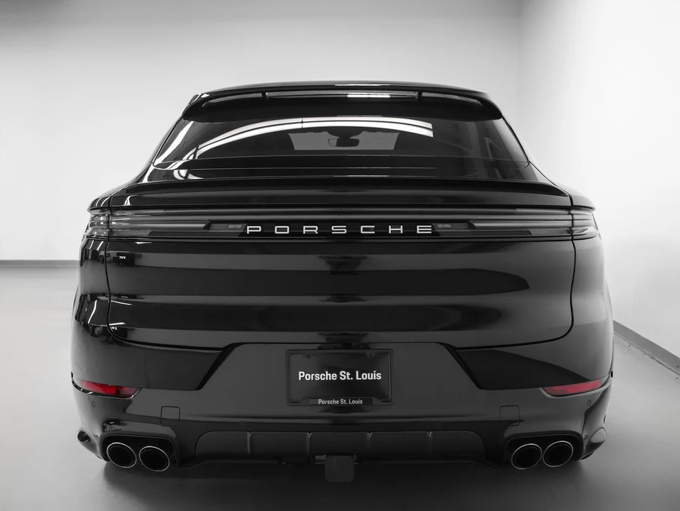 2024 Porsche 9Y0/9Y3 Cayenne Coupe - Image 11 of 31