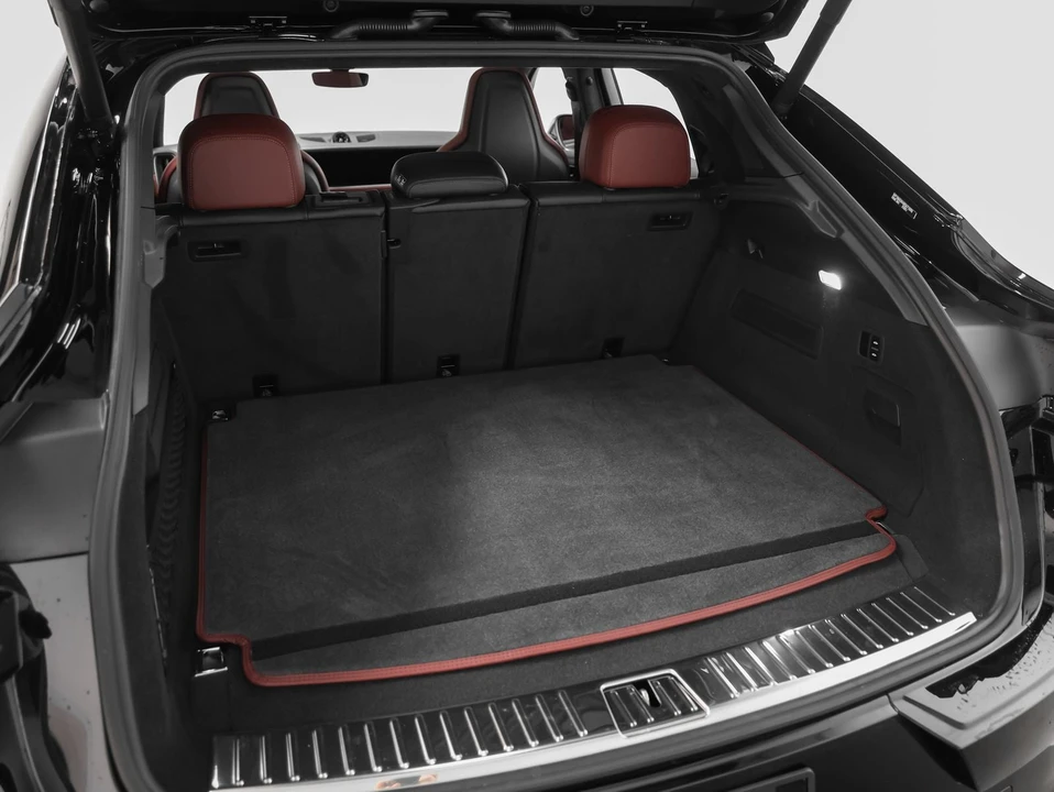 2024 Porsche 9Y0/9Y3 Cayenne Coupe - Image 23 of 31