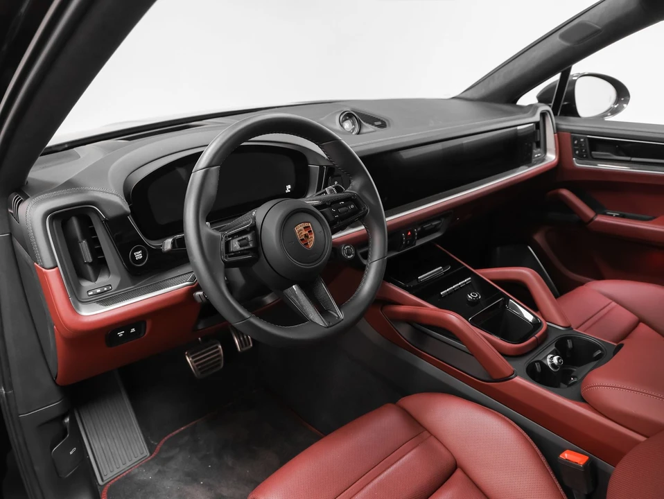 2024 Porsche 9Y0/9Y3 Cayenne Coupe - Image 4 of 31