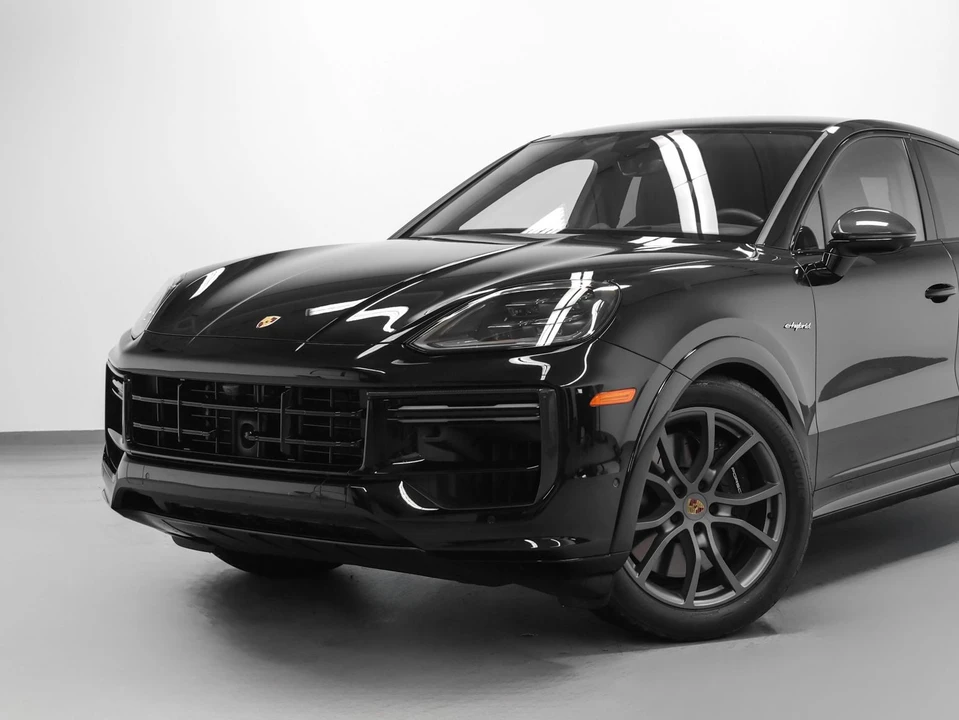 2024 Porsche 9Y0/9Y3 Cayenne Coupe - Image 7 of 31