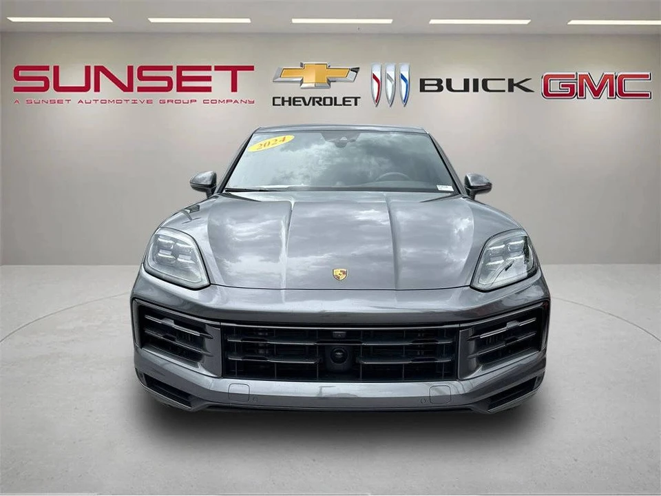 2024 Porsche 9Y0/9Y3 Cayenne - Image 2 of 4