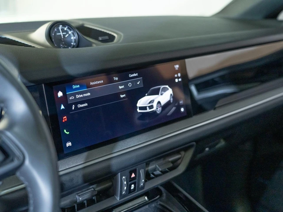 2024 Porsche 9Y0/9Y3 Cayenne Coupe - Image 22 of 30