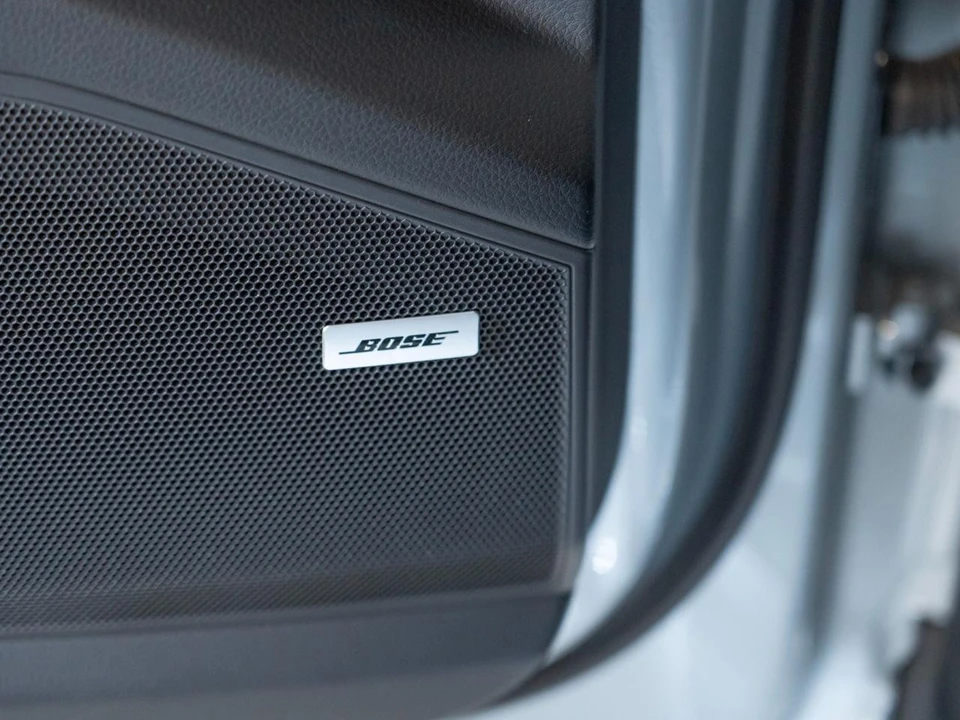 2024 Porsche 9Y0/9Y3 Cayenne Coupe - Image 19 of 30