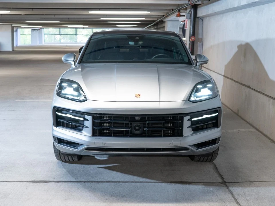 2024 Porsche 9Y0/9Y3 Cayenne Coupe - Image 7 of 30