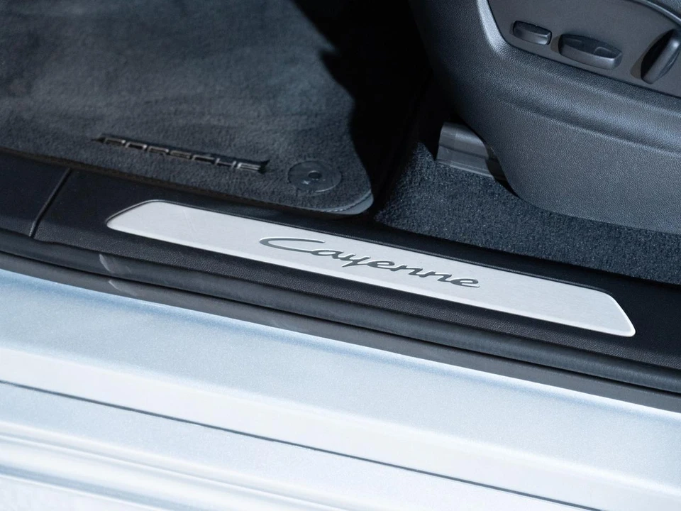 2024 Porsche 9Y0/9Y3 Cayenne Coupe - Image 13 of 30