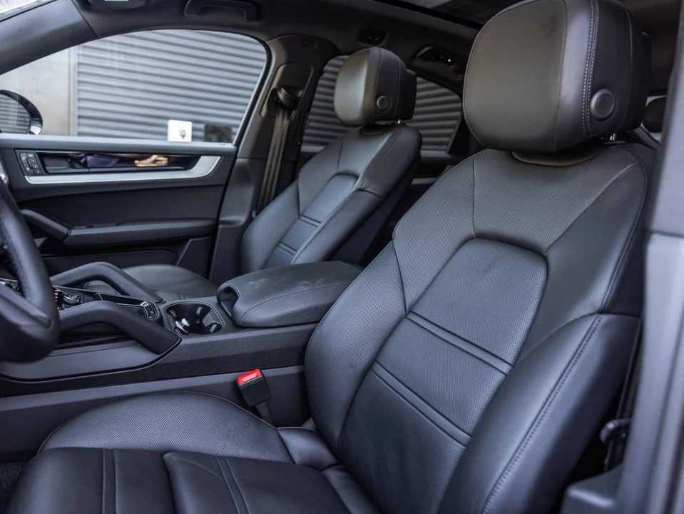 2024 Porsche 9Y0/9Y3 Cayenne Coupe - Image 5 of 5