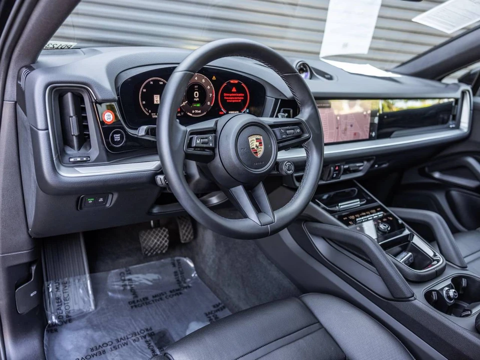 2024 Porsche 9Y0/9Y3 Cayenne Coupe - Image 4 of 5