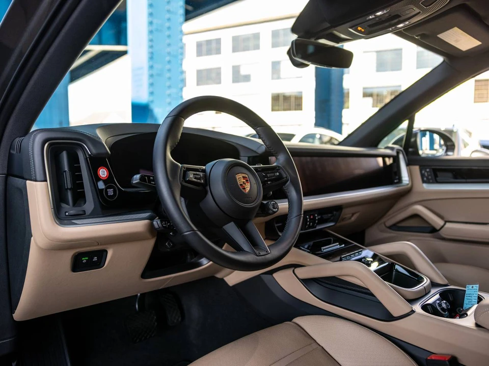 2024 Porsche 9Y0/9Y3 Cayenne - Image 4 of 4