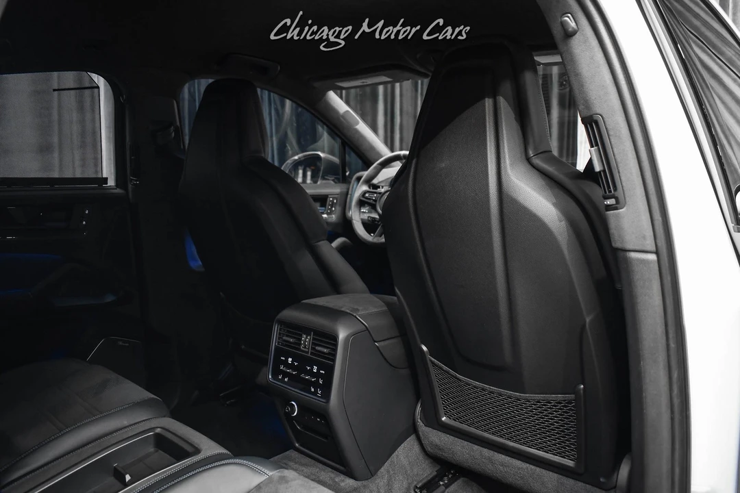 2024 Porsche 9Y0/9Y3 Cayenne - Image 31 of 31
