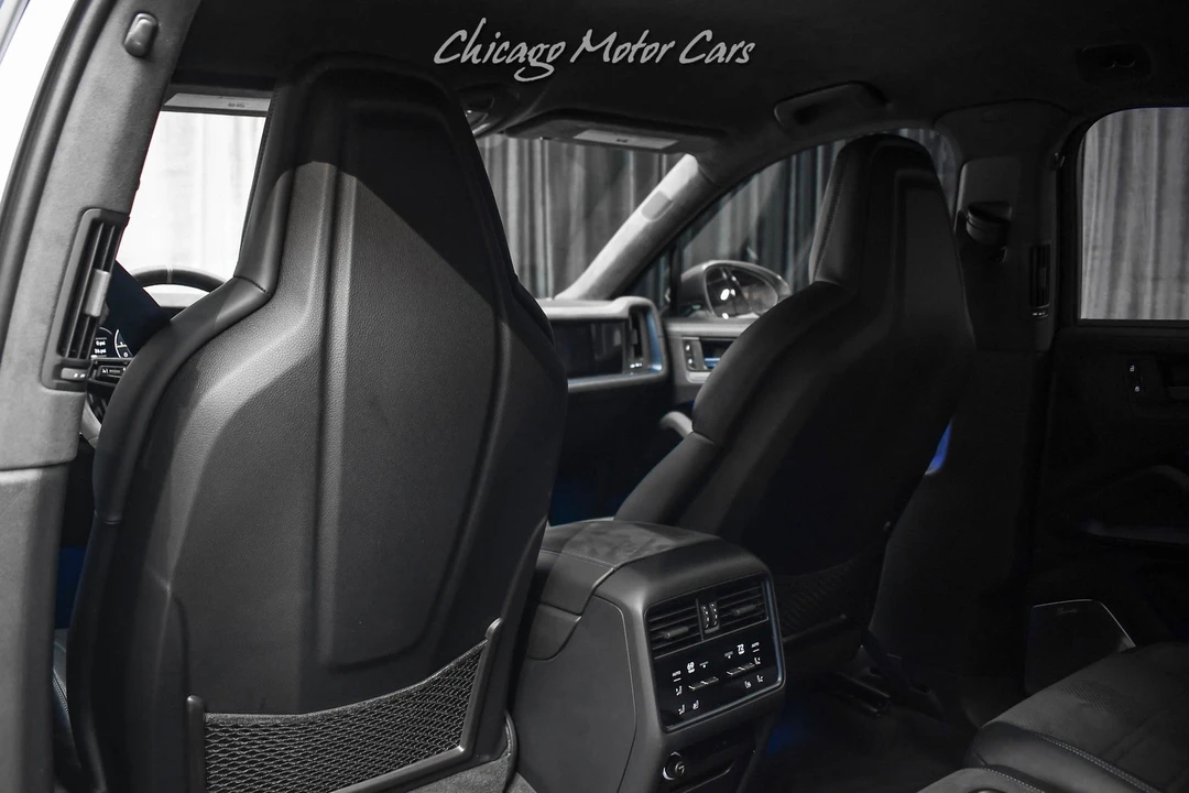 2024 Porsche 9Y0/9Y3 Cayenne - Image 27 of 31