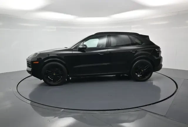 2024 Porsche 9Y0/9Y3 Cayenne - Image 2 of 9