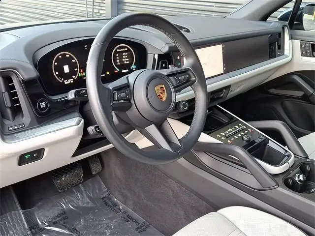 2024 Porsche 9Y0/9Y3 Cayenne - Image 5 of 6