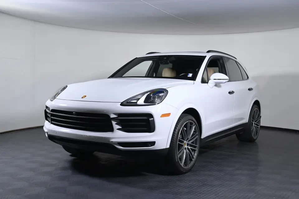 2024 Porsche 9Y0/9Y3 Cayenne - Image 9 of 11