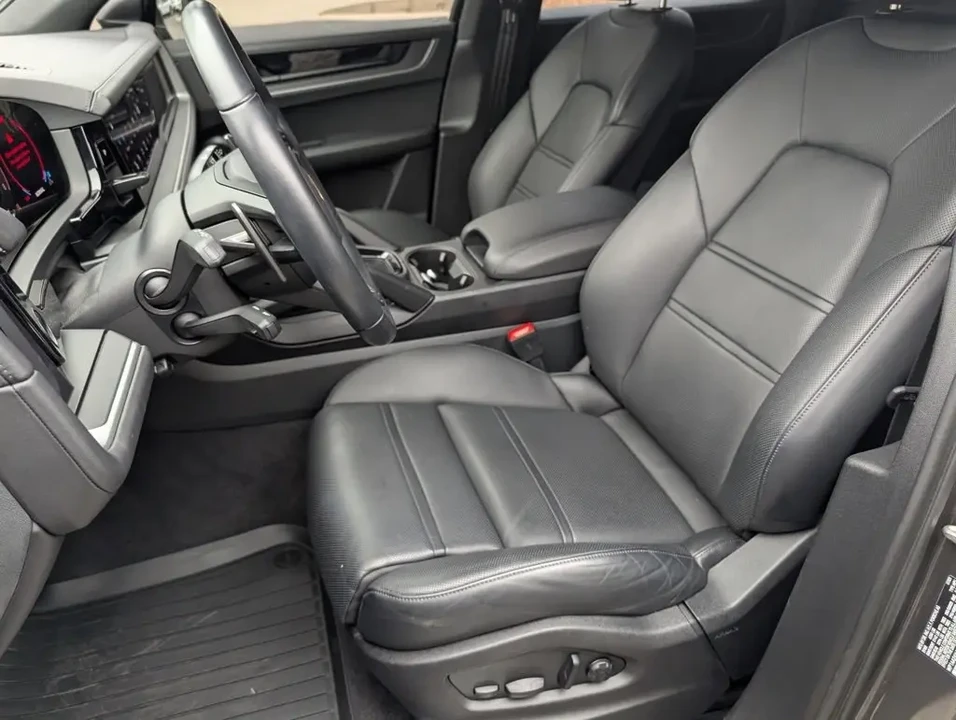 2024 Porsche 9Y0/9Y3 Cayenne - Image 5 of 9