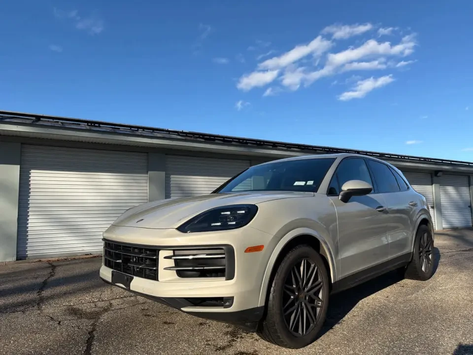 2024 Porsche 9Y0/9Y3 Cayenne - Image 9 of 9