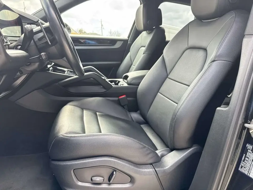 2024 Porsche 9Y0/9Y3 Cayenne - Image 5 of 6