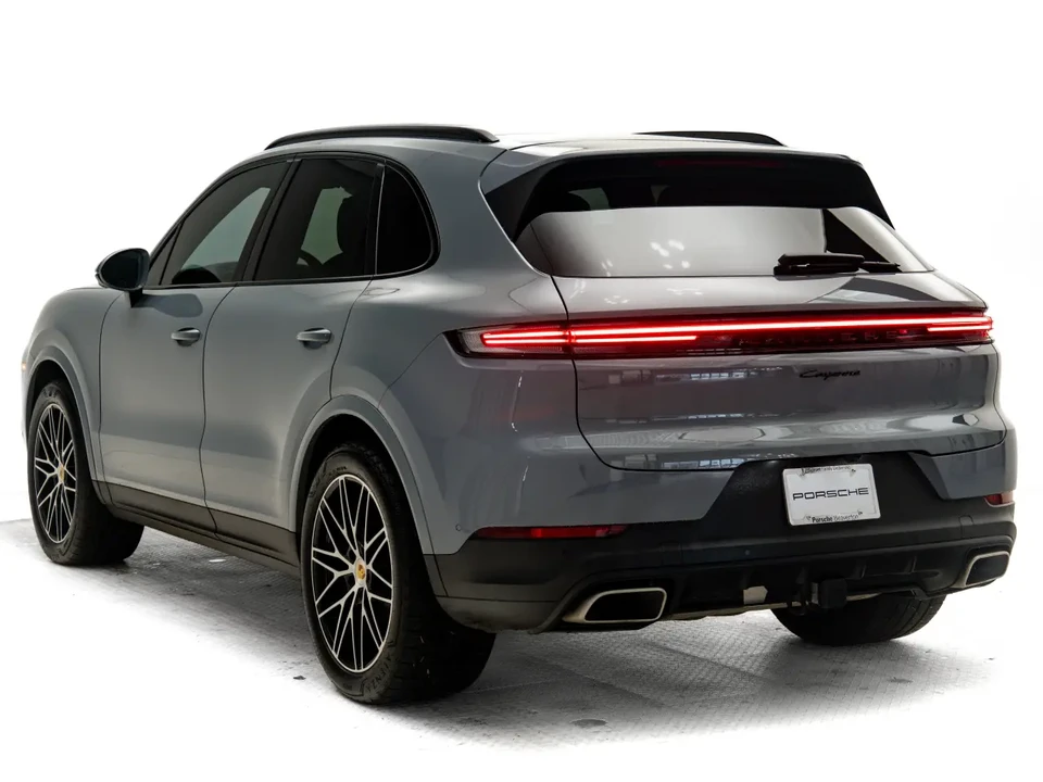 2024 Porsche 9Y0/9Y3 Cayenne - Image 3 of 12