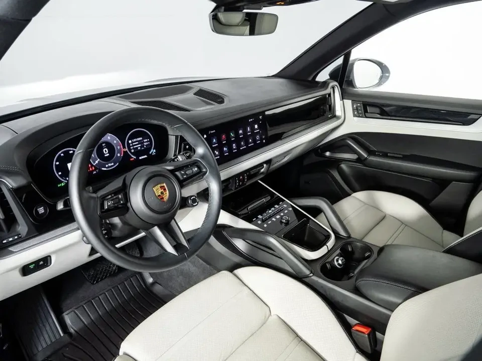 2024 Porsche 9Y0/9Y3 Cayenne - Image 4 of 8