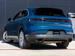 2024 Porsche 9Y0/9Y3 Cayenne - Image 3 of 4