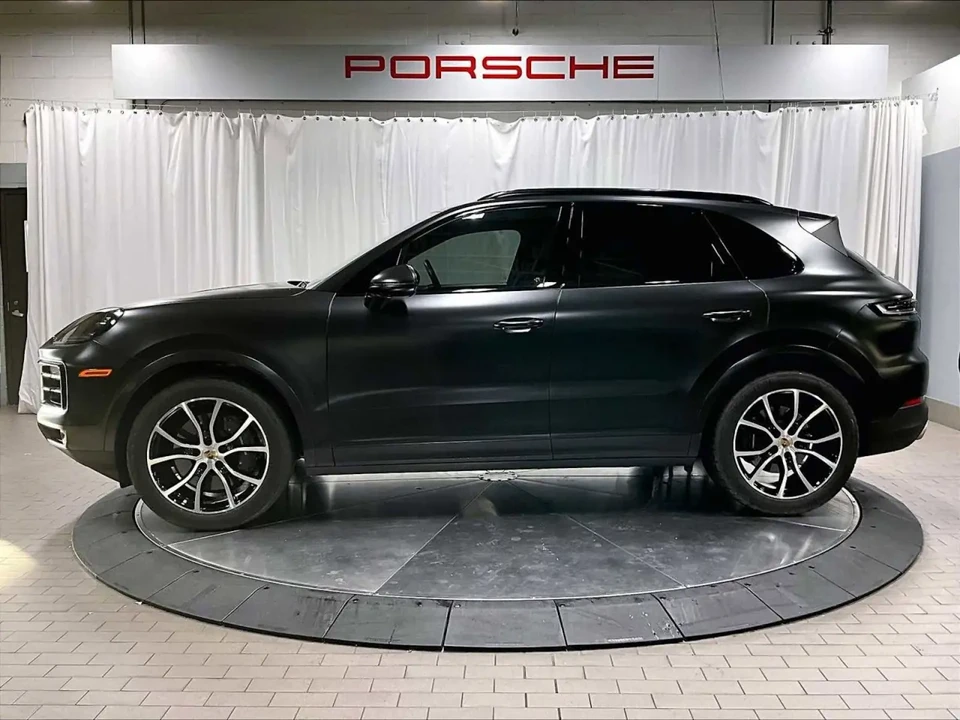 2024 Porsche 9Y0/9Y3 Cayenne - Image 2 of 5
