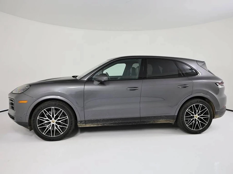 2024 Porsche 9Y0/9Y3 Cayenne - Image 2 of 5
