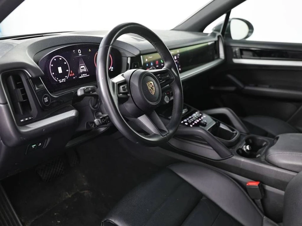 2024 Porsche 9Y0/9Y3 Cayenne - Image 4 of 5