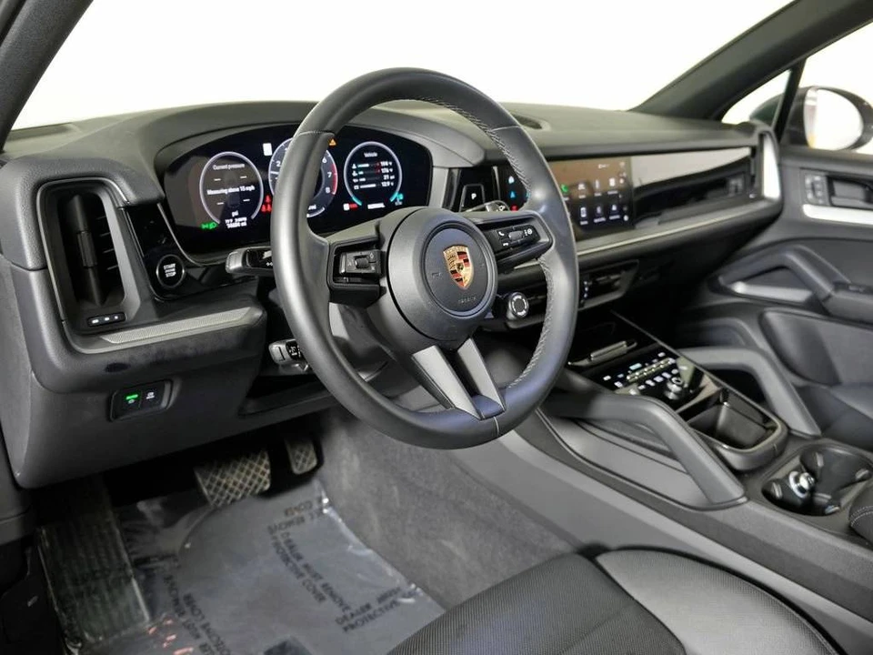 2024 Porsche 9Y0/9Y3 Cayenne - Image 4 of 5