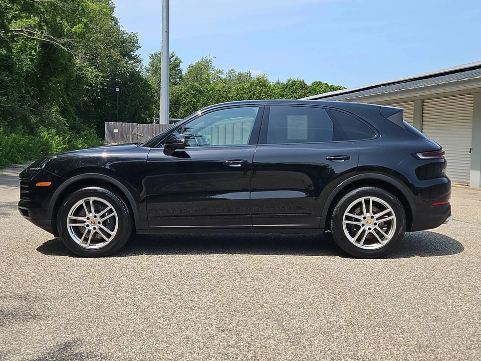 2024 Porsche 9Y0/9Y3 Cayenne - Image 2 of 5